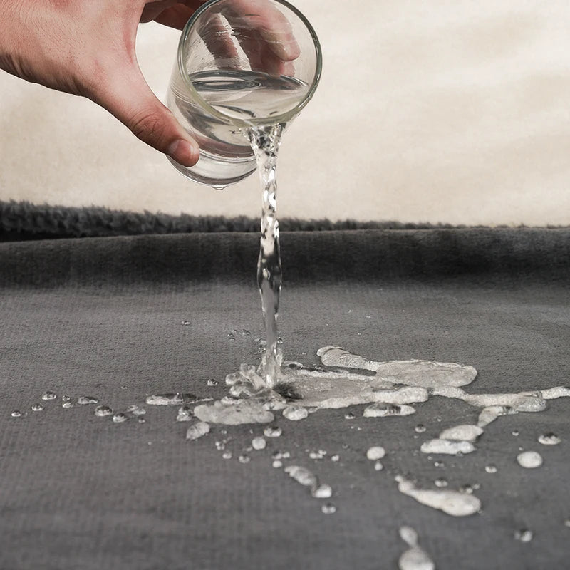 Weiche, bequeme, wasserdichte Schlafdecke – warm und praktisch