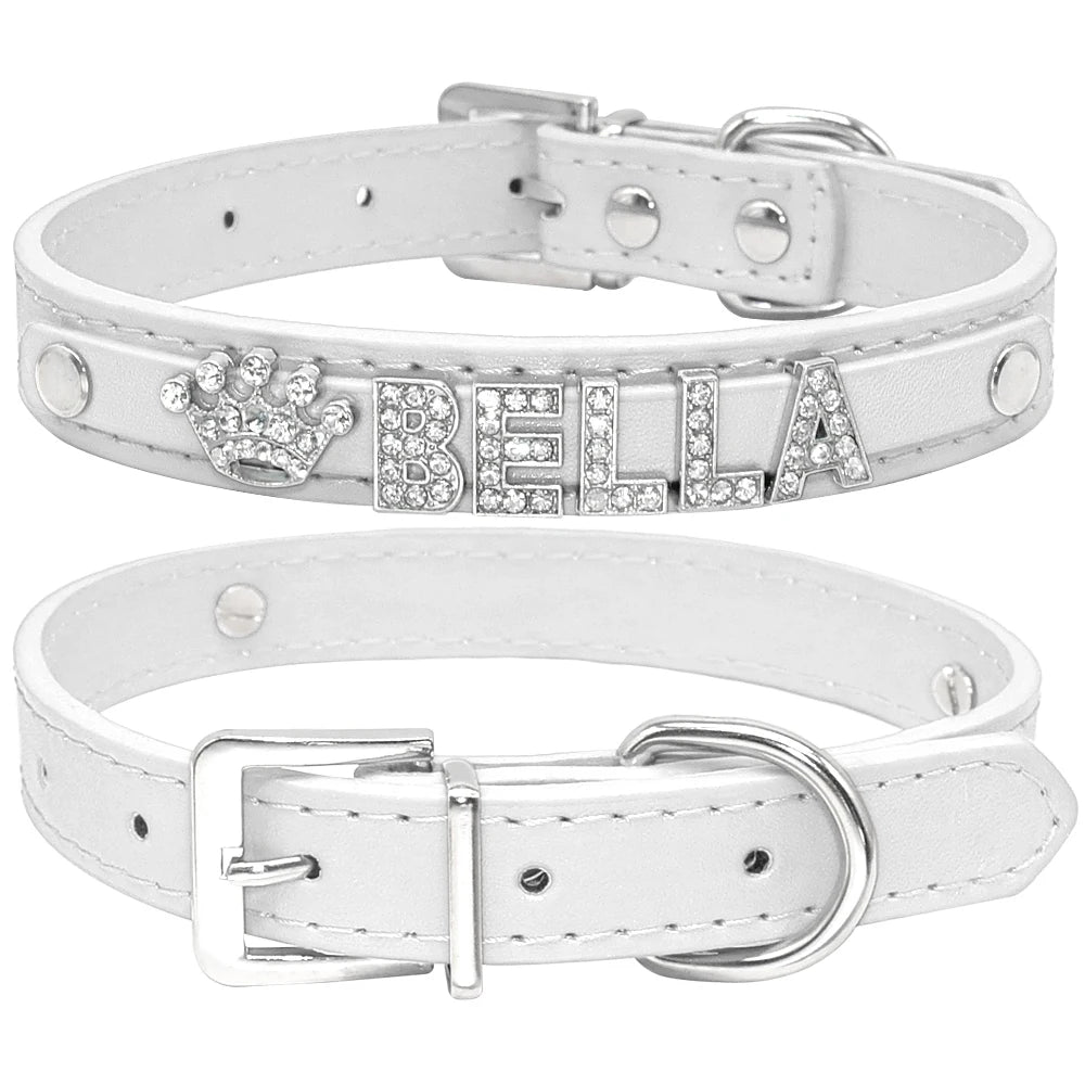 Hond Halsband Zilver Gepersonaliseerd – Hondenhalsband met Naamletters, Charms en Glinsterende Details