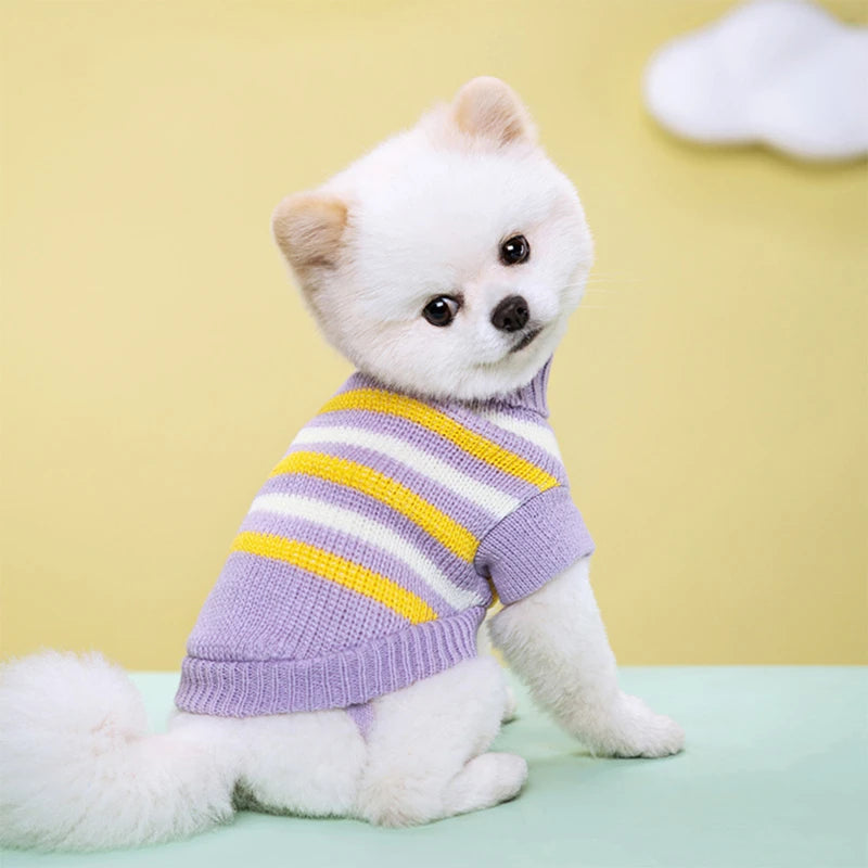 Gestreifter Pullover