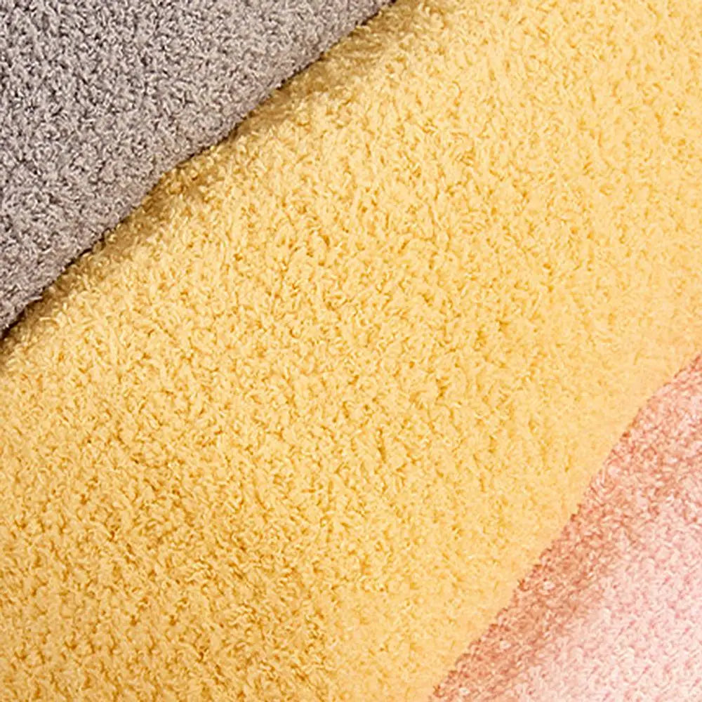 Katzenbett in Pantoffelform – Warmes und bequemes Nest für Ihre Katze