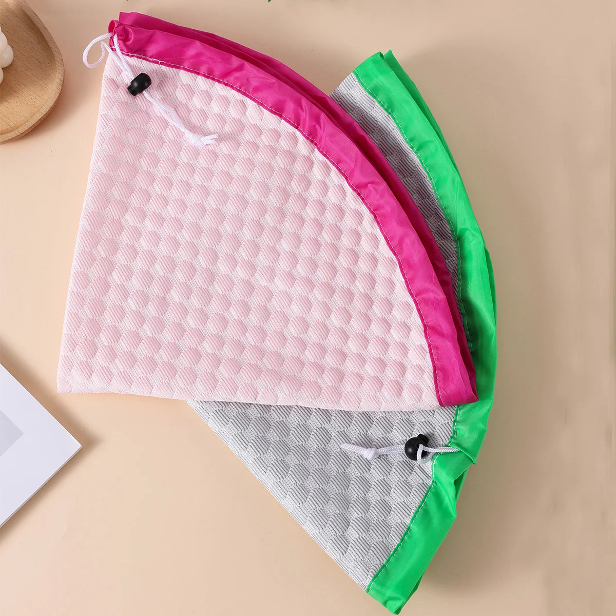 Honden Koelhoes Verstelbaar – Ademend & Verkoelend voor Mand, Mat of Kussen