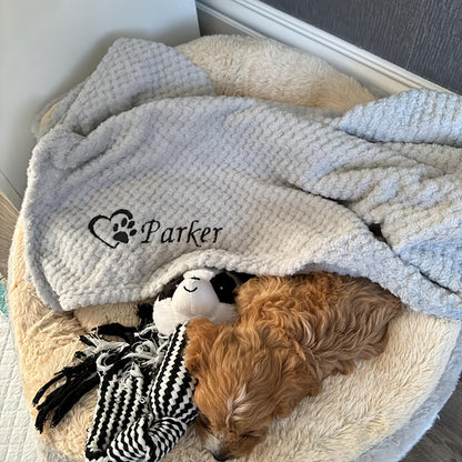 Hundedecke – Persönlich bestickt mit Namen