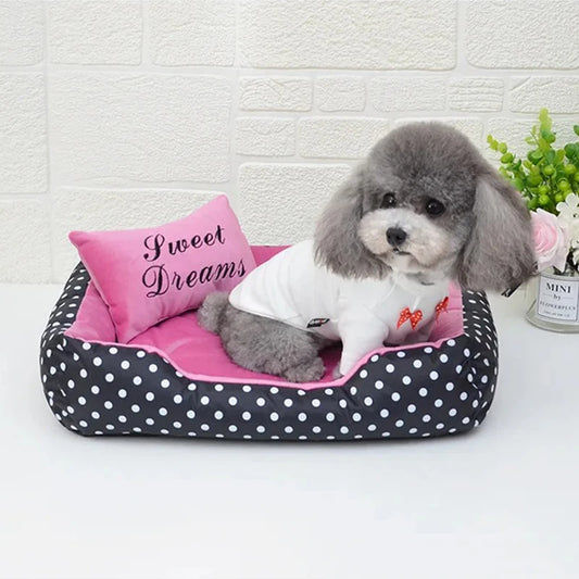 Sød hundeseng – Det perfekte sovested til din hund