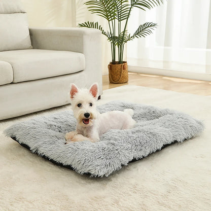 Blød hundeseng – Komfort og varme til din hund