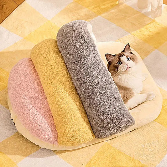Kattenbed Pantoffelvorm – Warm en Comfortabel Nest voor Jouw Kat