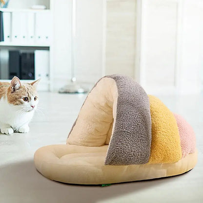 Kattenbed Pantoffelvorm – Warm en Comfortabel Nest voor Jouw Kat