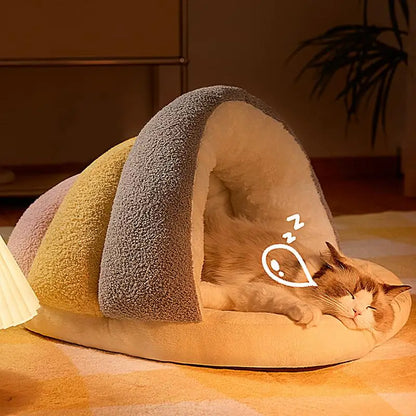 Kattenbed Pantoffelvorm – Warm en Comfortabel Nest voor Jouw Kat