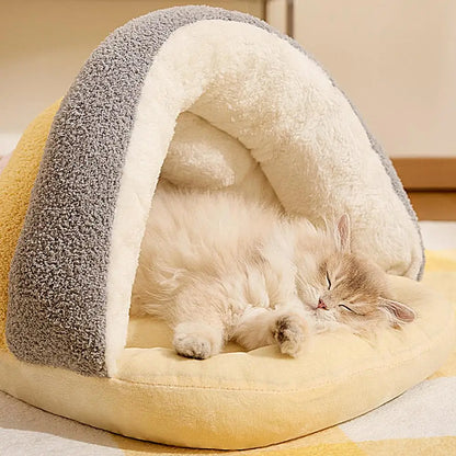 Kattenbed Pantoffelvorm – Warm en Comfortabel Nest voor Jouw Kat