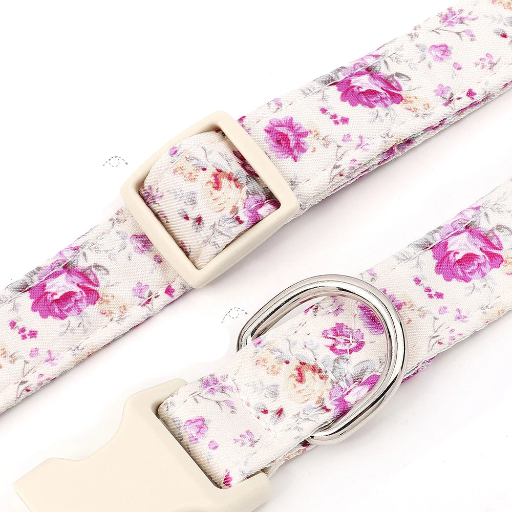 Nylon Hondenhalsband met Bloemenprint – Stijlvol en Verstelbaar