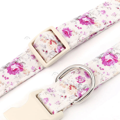 Nylon Hondenhalsband met Bloemenprint – Stijlvol en Verstelbaar