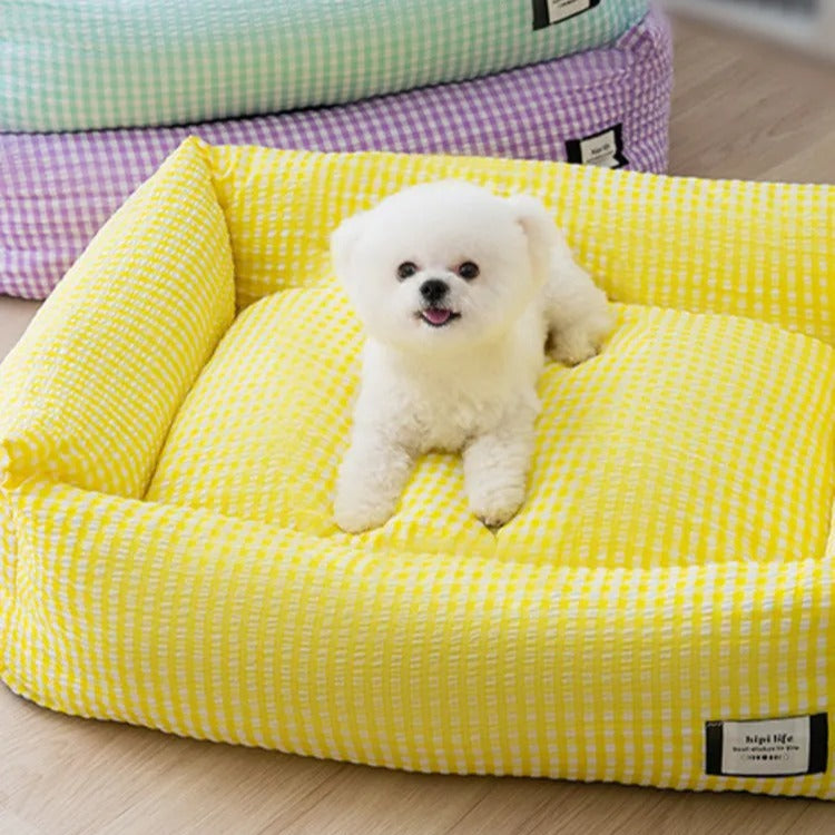 Hondenbed Geruit Pastel – Zacht, Comfortabel & Stijlvol